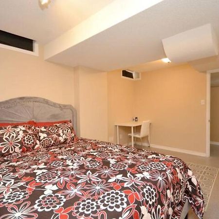 Riz Khan Peaceful Mississauga Home 외부 사진