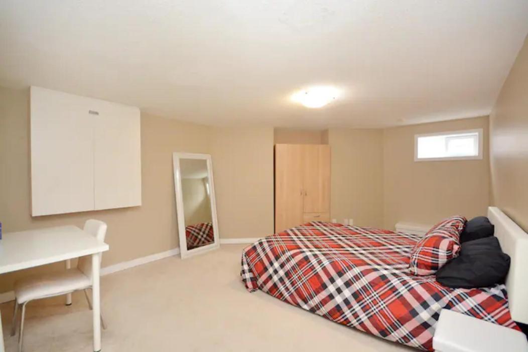 Riz Khan Peaceful Mississauga Home 외부 사진